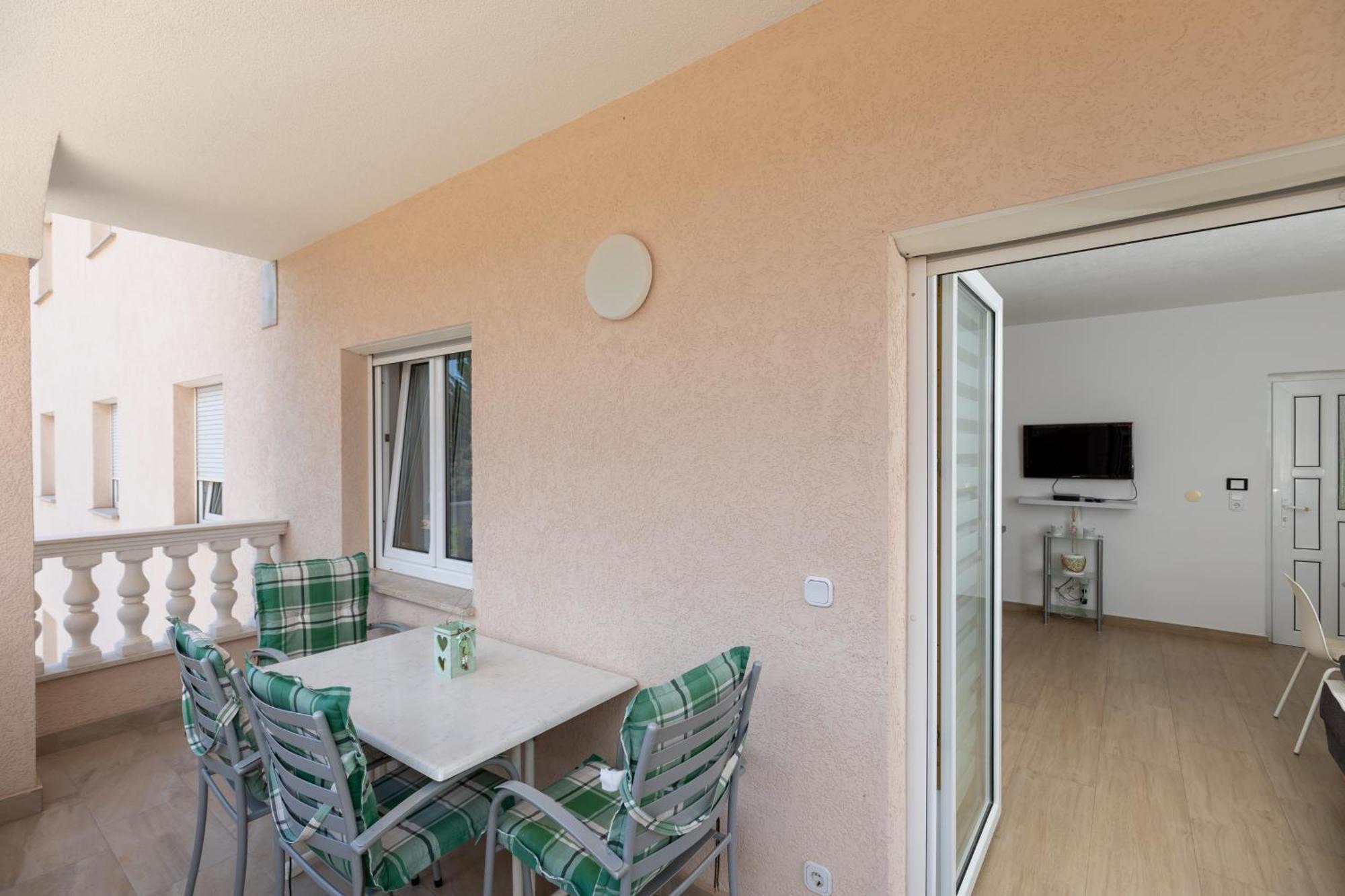 Apartments Lidija Matosevic Poreč Exteriör bild