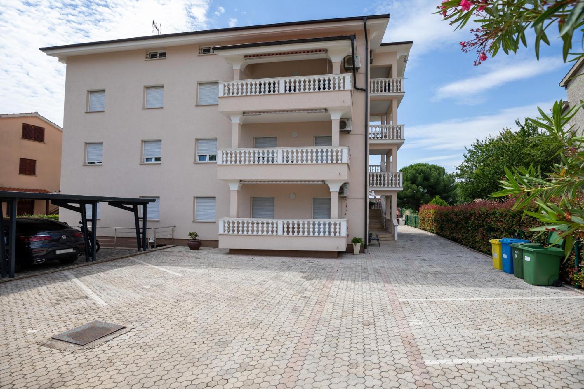 Apartments Lidija Matosevic Poreč Exteriör bild