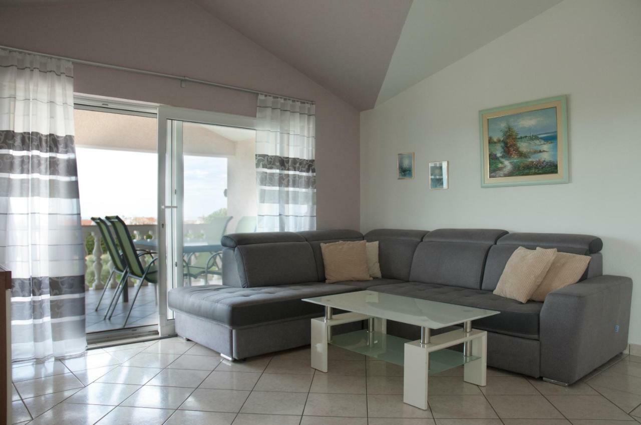 Apartments Lidija Matosevic Poreč Exteriör bild